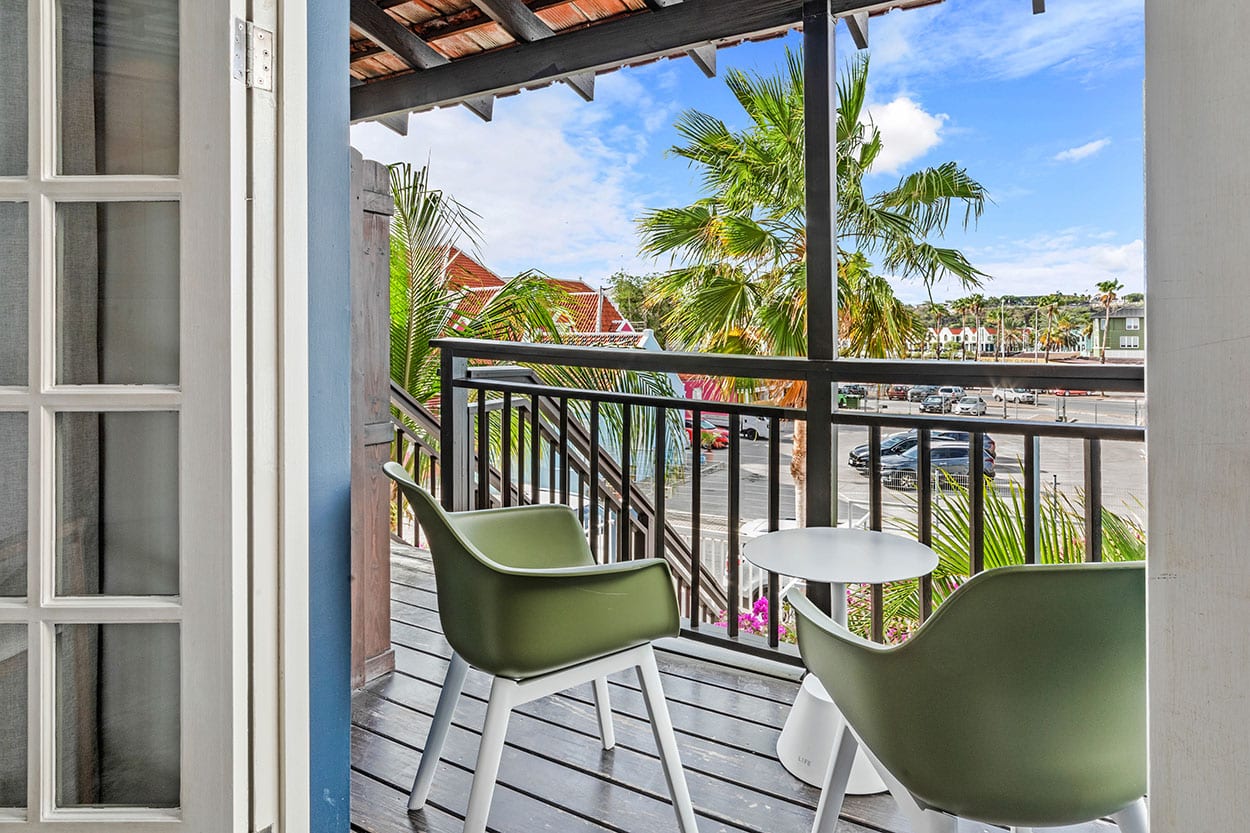 Private balcony overlooking the monumental buildings